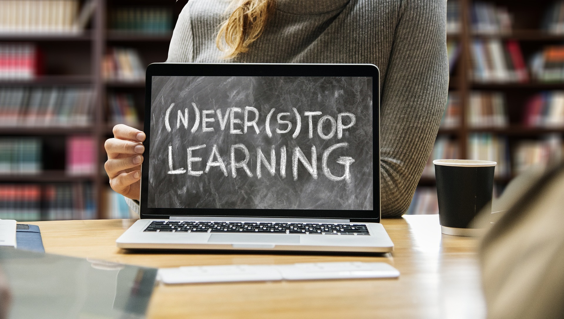 never-stop-learning-3653430_1920 never-stop-learning-3653430_1920